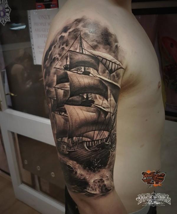 Σκάφος τατουάζ-55