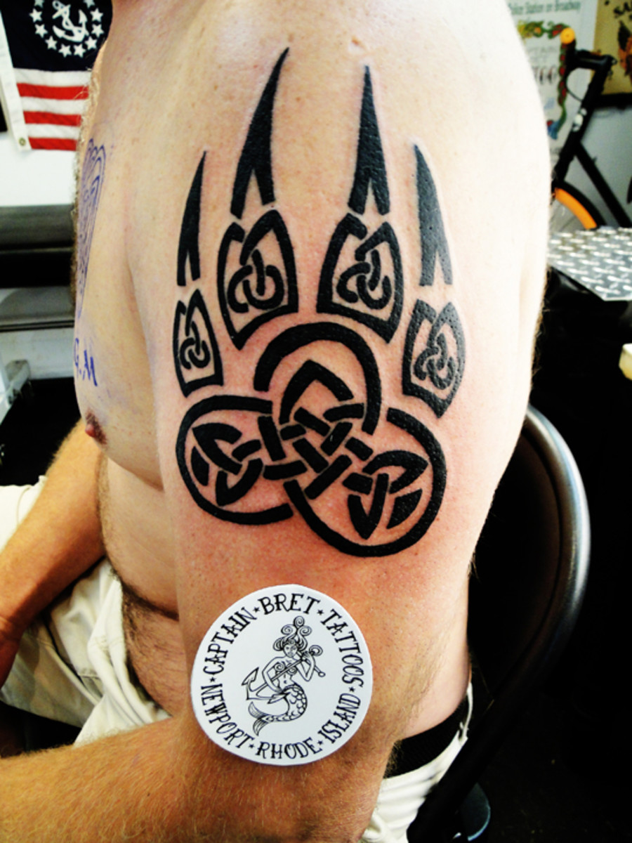 Indfødt-ulv-pote-keltisk-tatovering-tatoveringer af kaptajnbret