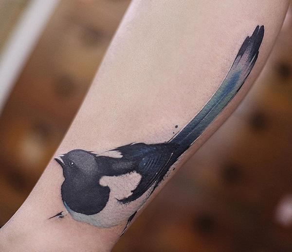 Kinesisk stil akvarel tatovering Eurasian Magpie
