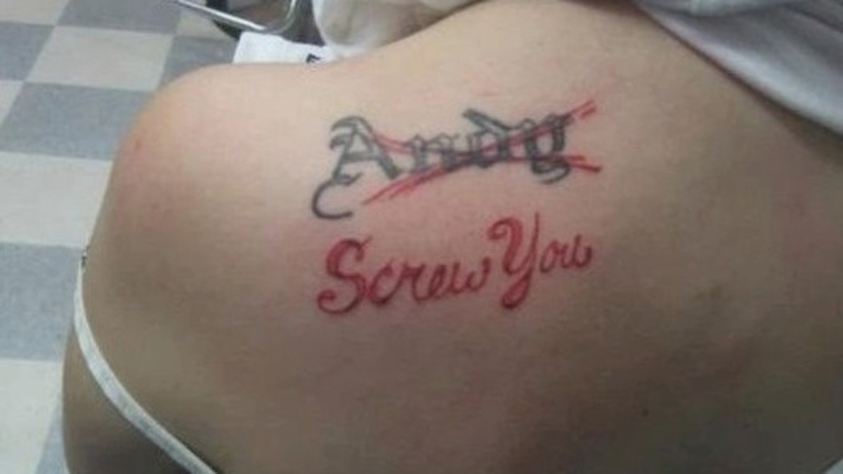 hjerteknuste-mennesker-der-måtte-dække-over en tatovering-af-en-eks-efter-et-brud-Cgw