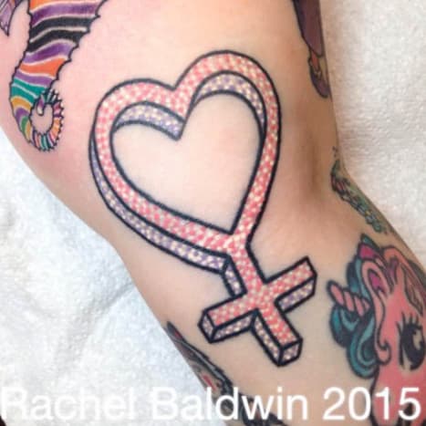 Sydän femal symboli tatuointi Rachel Baldwin