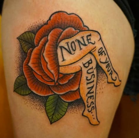 Feministinen perinteinen tatuointi