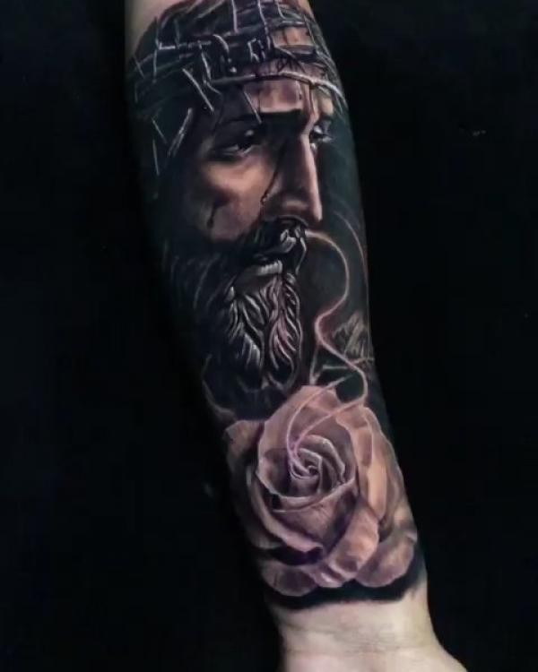 Jesus Rose Tatuointi