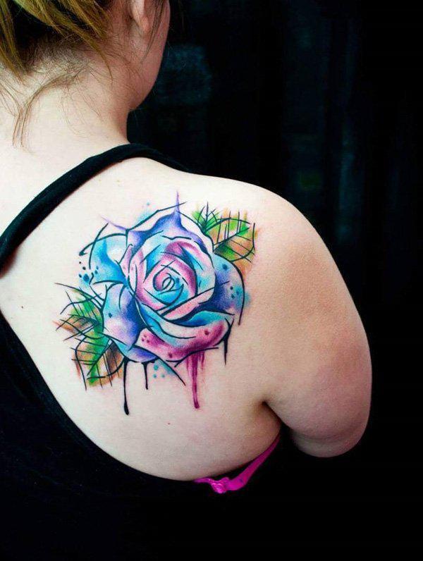 Akvarelli ruusu selässä