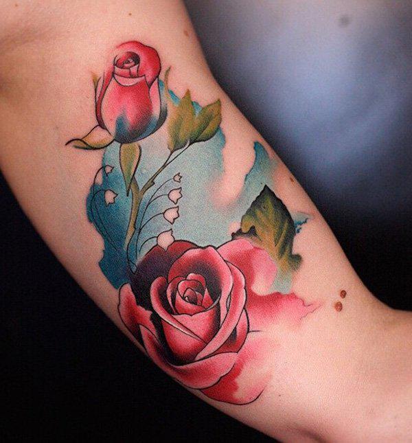 Kaksi ruusua tatuointi vesiväreillä
