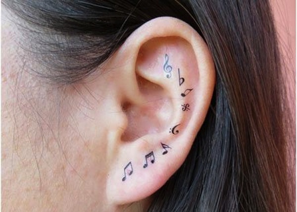 124 πιο πρωτότυπα τατουάζ αυτιών