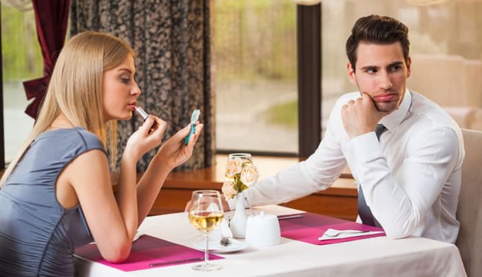 18-πράγματα που πρέπει να αποφύγετε να κάνετε στο πρώτο σας ραντεβού