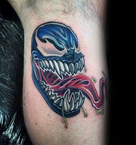 Suuri-yksinkertainen-Venom-tatuointi