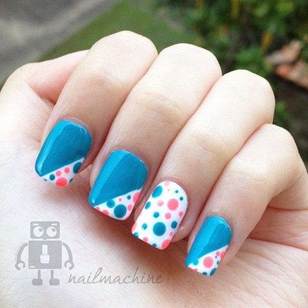 Polka dots nail art design Hvor sødt