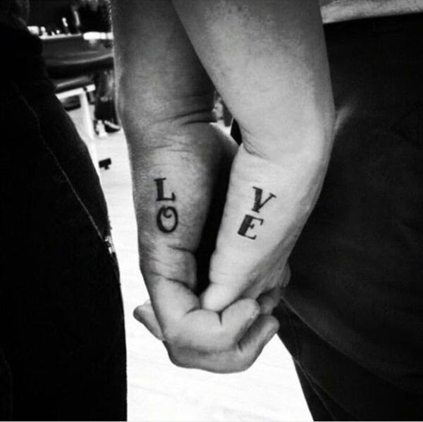 αγάπη τατουάζ ζευγαριού