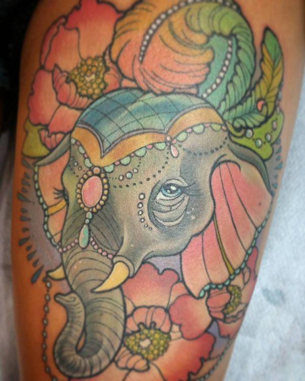 13 Υπέροχο τατουάζ ελέφαντα στο σώμα