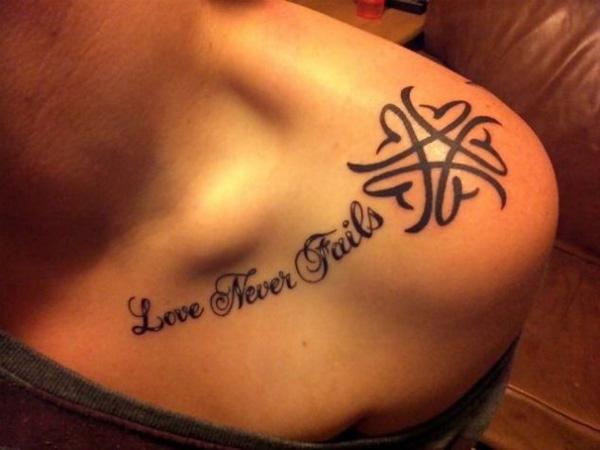 άπειρο τατουάζ αγάπης