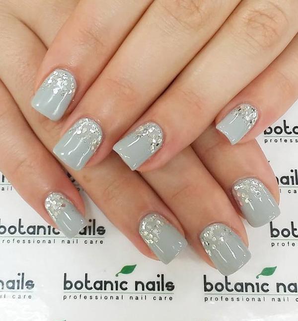 elegant grå glitter nail art