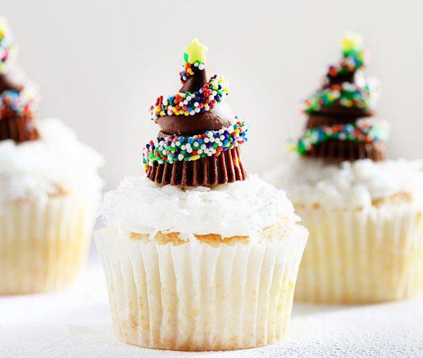 suklaa-joulukuusi-cupcakes