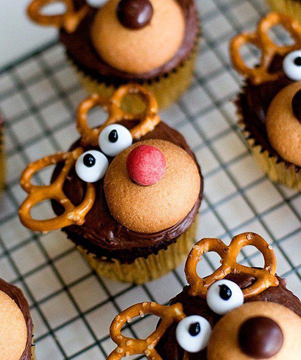 rudolph-the-red-nose-poro-cupcakes