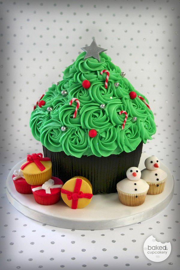 γιγαντιαίο-cupcake-χριστουγεννιάτικο δέντρο