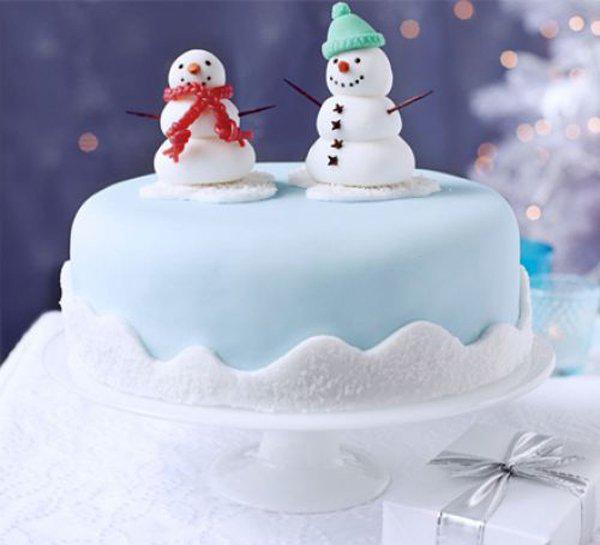 lumiukko-ystävät-kakku-koristelu