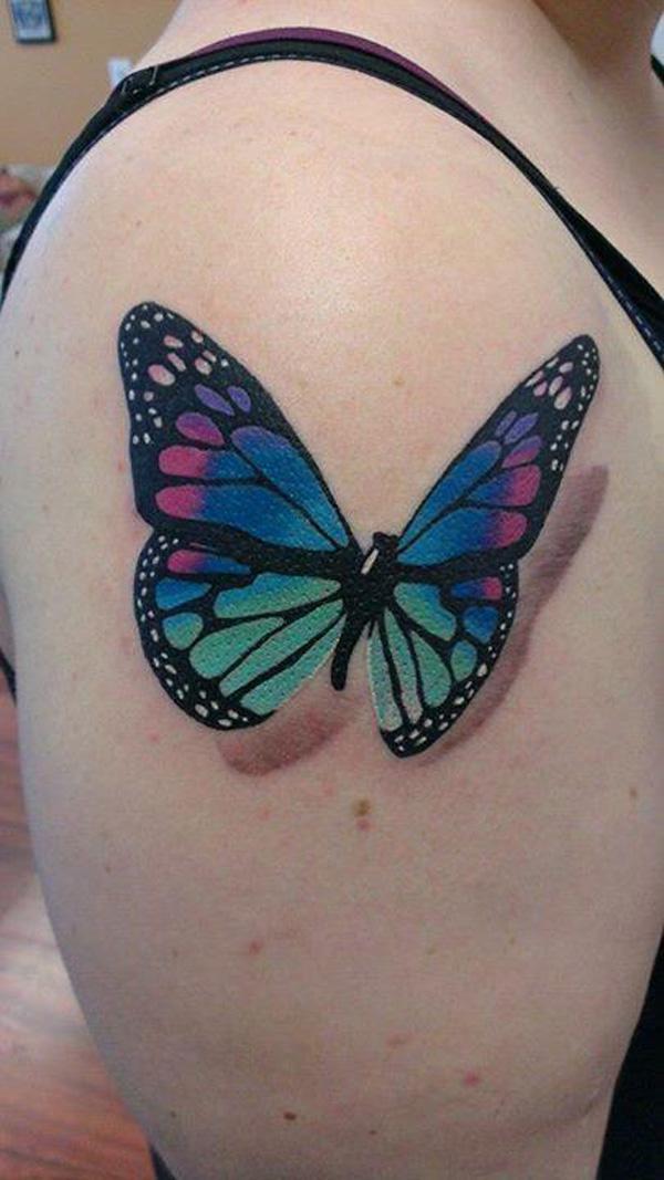 40 3D -perhonen -tatuointi