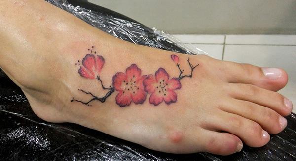 Τατουάζ Sakura πόδι