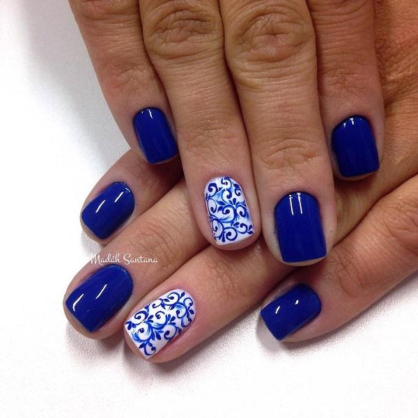 Royal blue nail art-8