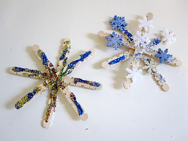 Popsicle-Stick-Snowflake-Ornaments
