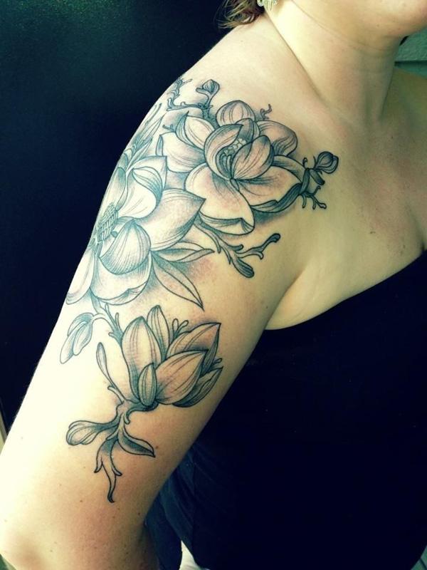 τατουάζ μισό μανίκι λουλούδι μανόλια