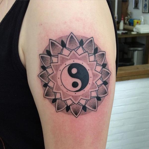 Yin Yang ærme Tattoo-9