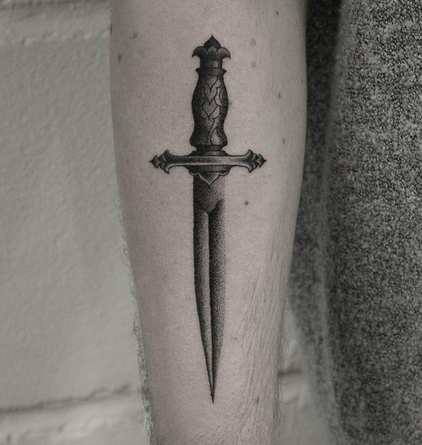 sværd tatovering-38