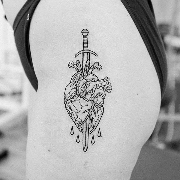 sværd med hjerte tatovering-30