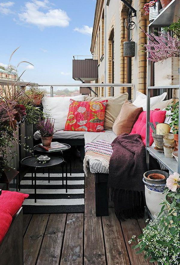 Fantastisk-dekoration-ideer-til-lille-balkon-25