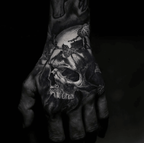 Τατουάζ @stefanoalcantara Ανεξάρτητα από τον τρόπο που το γυρίζετε, τα τατουάζ με τα χέρια είναι μια τεράστια δέσμευση. Αν δεν μελάνετε το πρόσωπό σας, είναι το πιο ορατό σημείο του σώματός σας για τροποποίηση. Επομένως, εάν διστάζετε να κάνετε ένα τατουάζ στο χέρι επειδή φοβάστε τις συνέπειες, είναι καλύτερο να το περιμένετε.