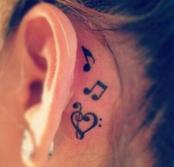 55 Μουσικό τατουάζ πίσω από το αυτί
