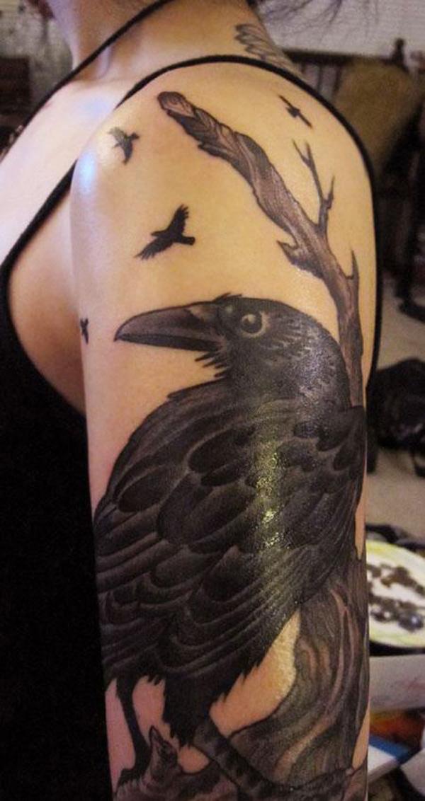 Raven tatuointi