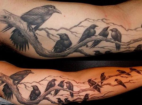 Ravens Tattoo på ærmet-55