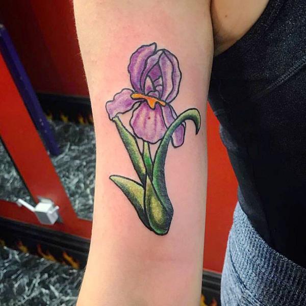 Τατουάζ Iris στο αντιβράχιο