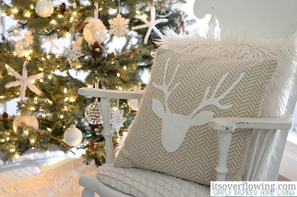 Rocking-Chair-Christmas-Home-Decor-ItsOverflowing