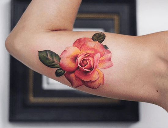 kukka -tatuointi 28