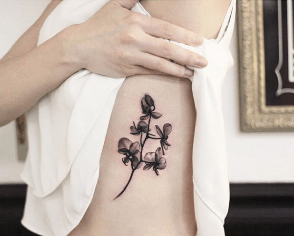 kukka -tatuointi 30