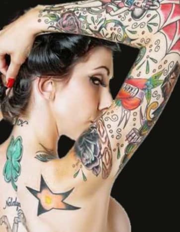 inked mag, tatoveringsinspiration, tatoveringskunst, tatoveringsdesign, feminint ærme, ærmetatovering, tatovør