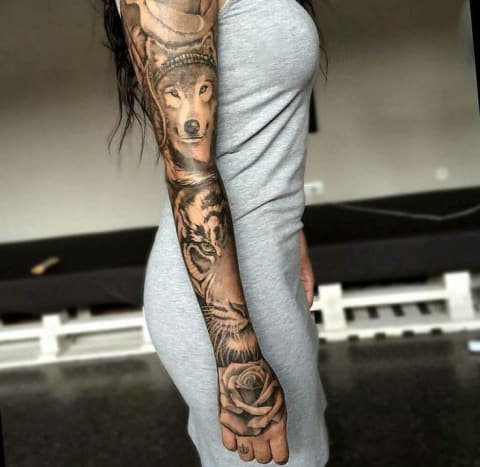 inked mag, tatoveringsinspiration, tatoveringskunst, tatoveringsdesign, feminint ærme, ærmetatovering, tatovør