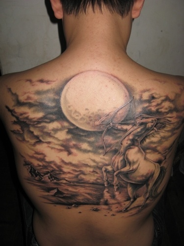 91 Τατουάζ Φεγγάρι που είναι έξω από αυτόν τον κόσμο