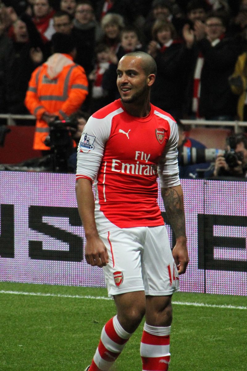Theo_Walcott_happy_with_his_goal! _1_ (16501335572)