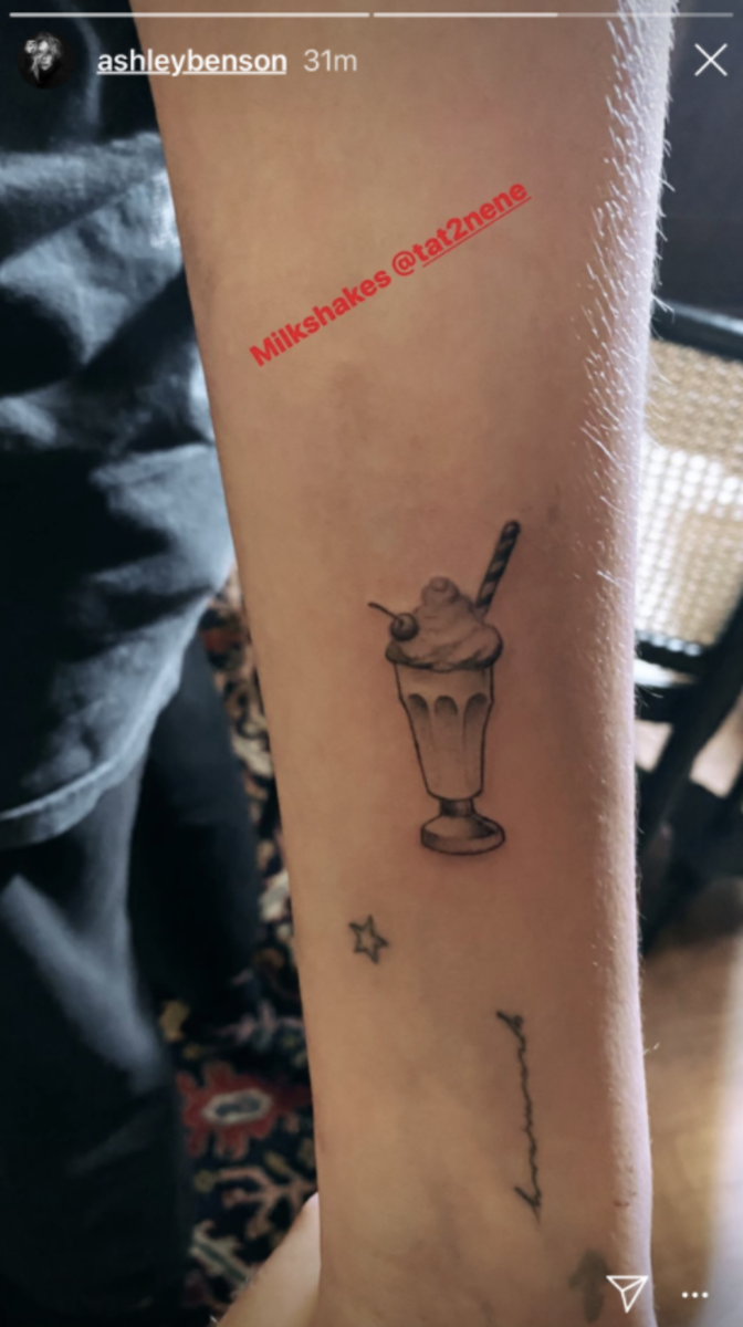 Ashley Bensons seneste tatovering via Instagram.