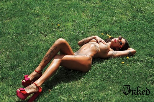 Pornotähti Bonnie Rotten, Christian Saintin valokuvaama Inked Magazines Sex Issue.
