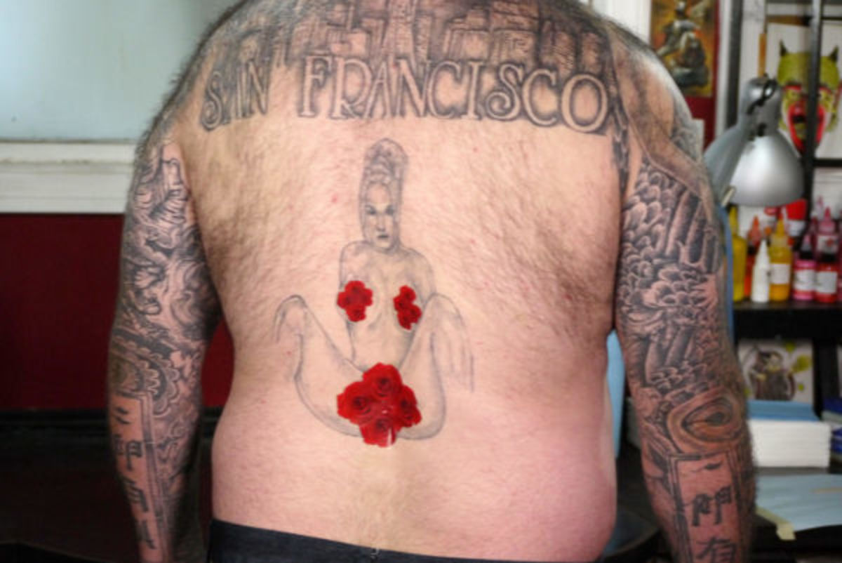 ... pidä tätä kuvaa ja tätä tatuointia ja tämän kaverin takaisin katsomasta julmaksi!