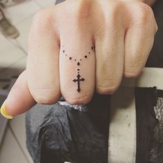 Kors -tatoveringer - Top 153 designs og kunstværker til den bedste krydstatovering
