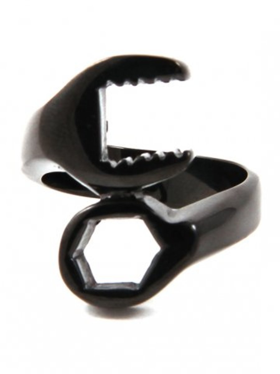 Διατίθεται στο INKEDSHOP.COM: Wrench Ring (Black) by Black Label