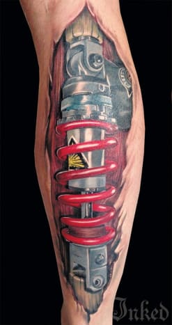 Denne tatovering af Andrew Zechmann viser, hvordan en menneskekrop virkelig fungerer.