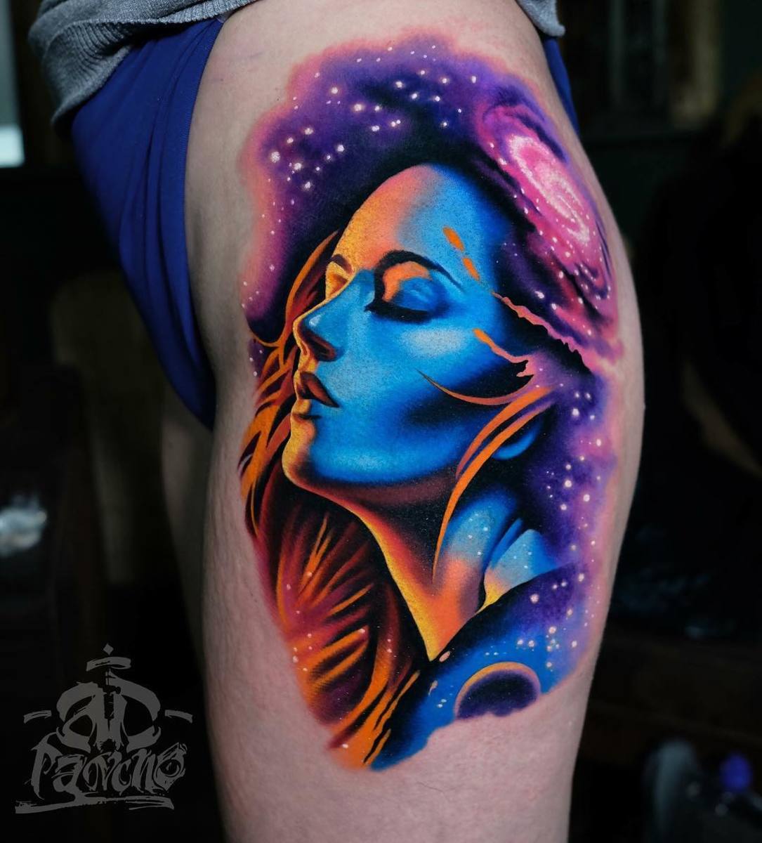 Farve tatoveringskunst af Alex Pancho