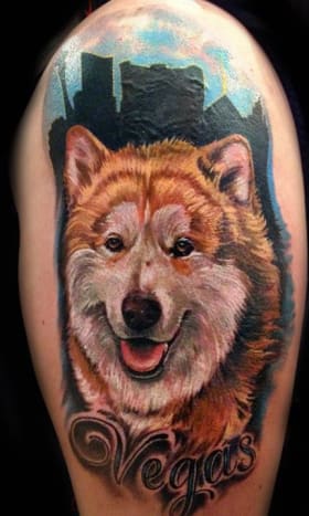 Joey Hamilton-koira (Chow/Husky) Muotokuva (Vegas) TatuointiJoey Hamilton-koira (Chow/Husky) Muotokuva (Vegas) Tatuointi